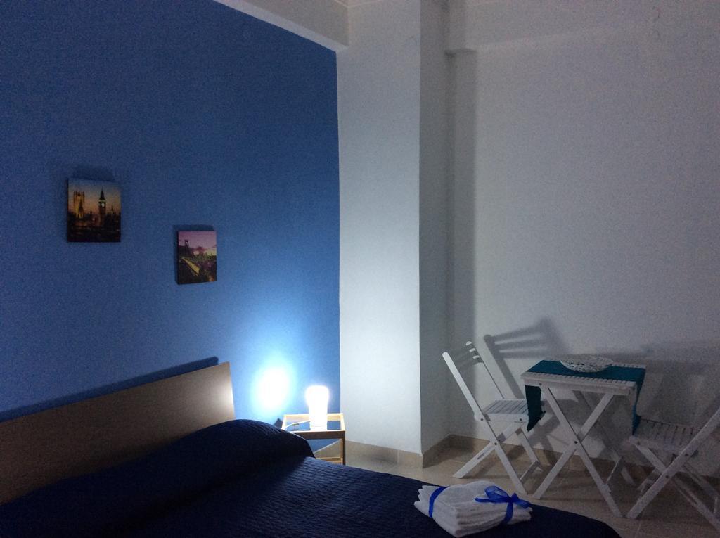 B&B Casa Chiaramonteパレルモ 部屋 写真